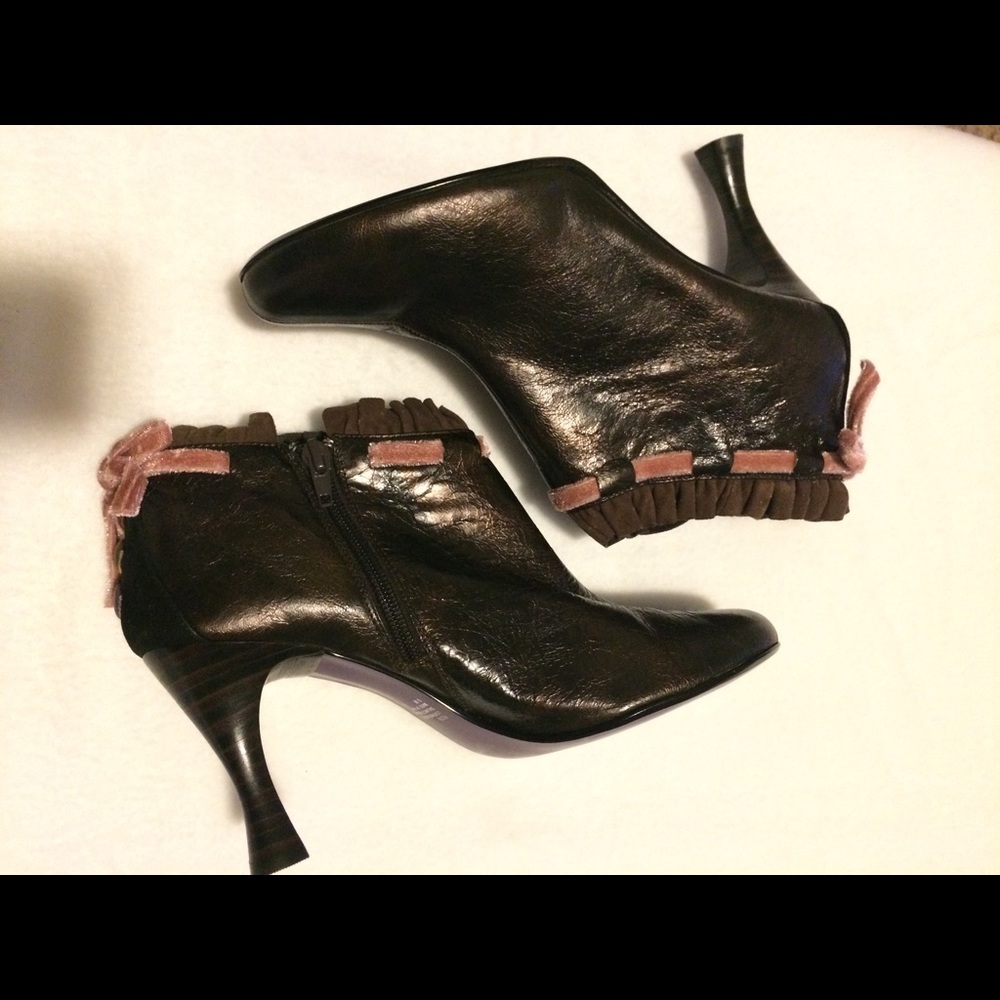 Kenzie Ankle Boots with dust bag